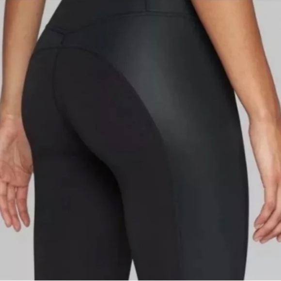 Athleta Cobra Tight Leggings with diamond cut out detail size S - Picture 4 of 10